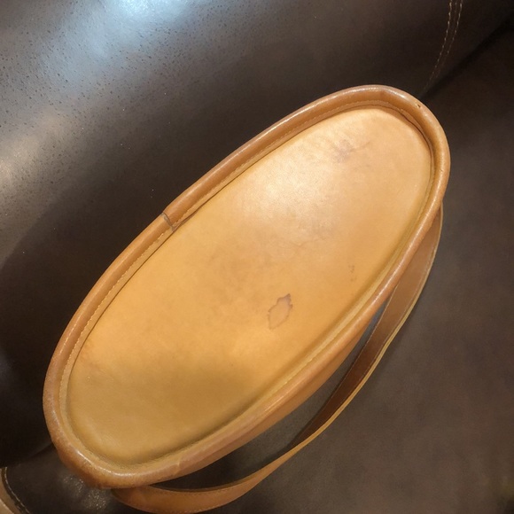 VINTAGE COACH Tribeca Camel Glove Tanned Leather Bleeker Duffle Shoulder Bag - Picture 8 of 17